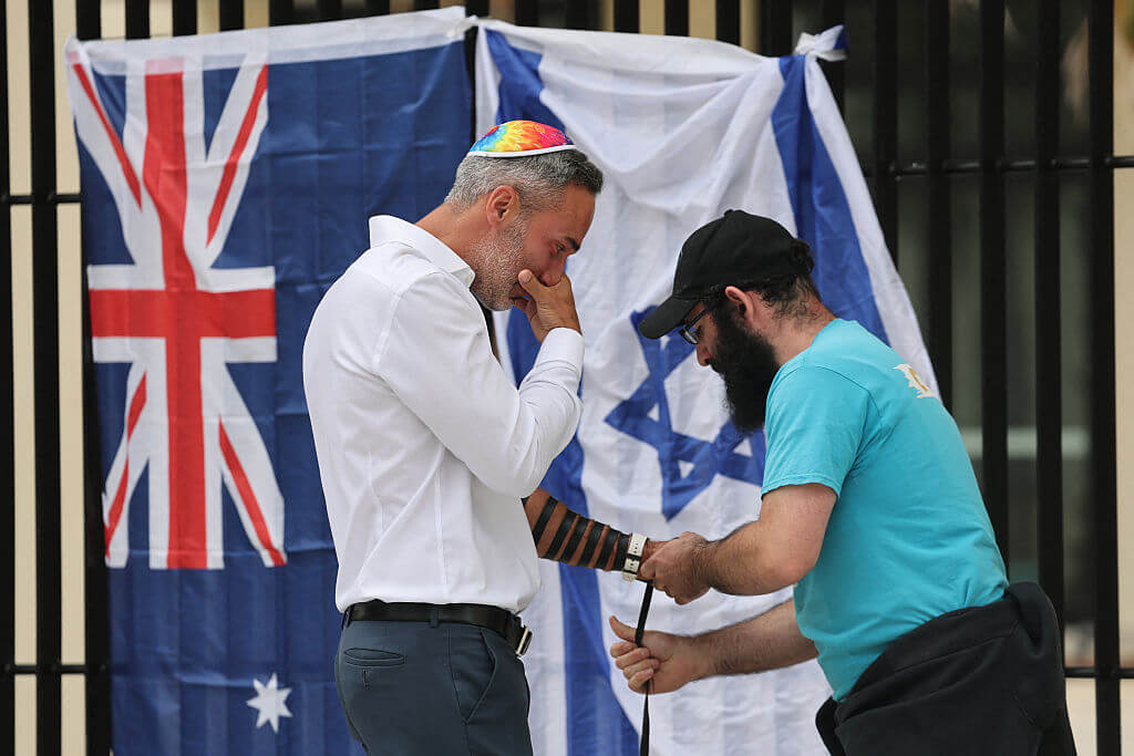 Will laying tefillin make a difference? A rabbi responds to his cousin’s murder in Australia attack<br>