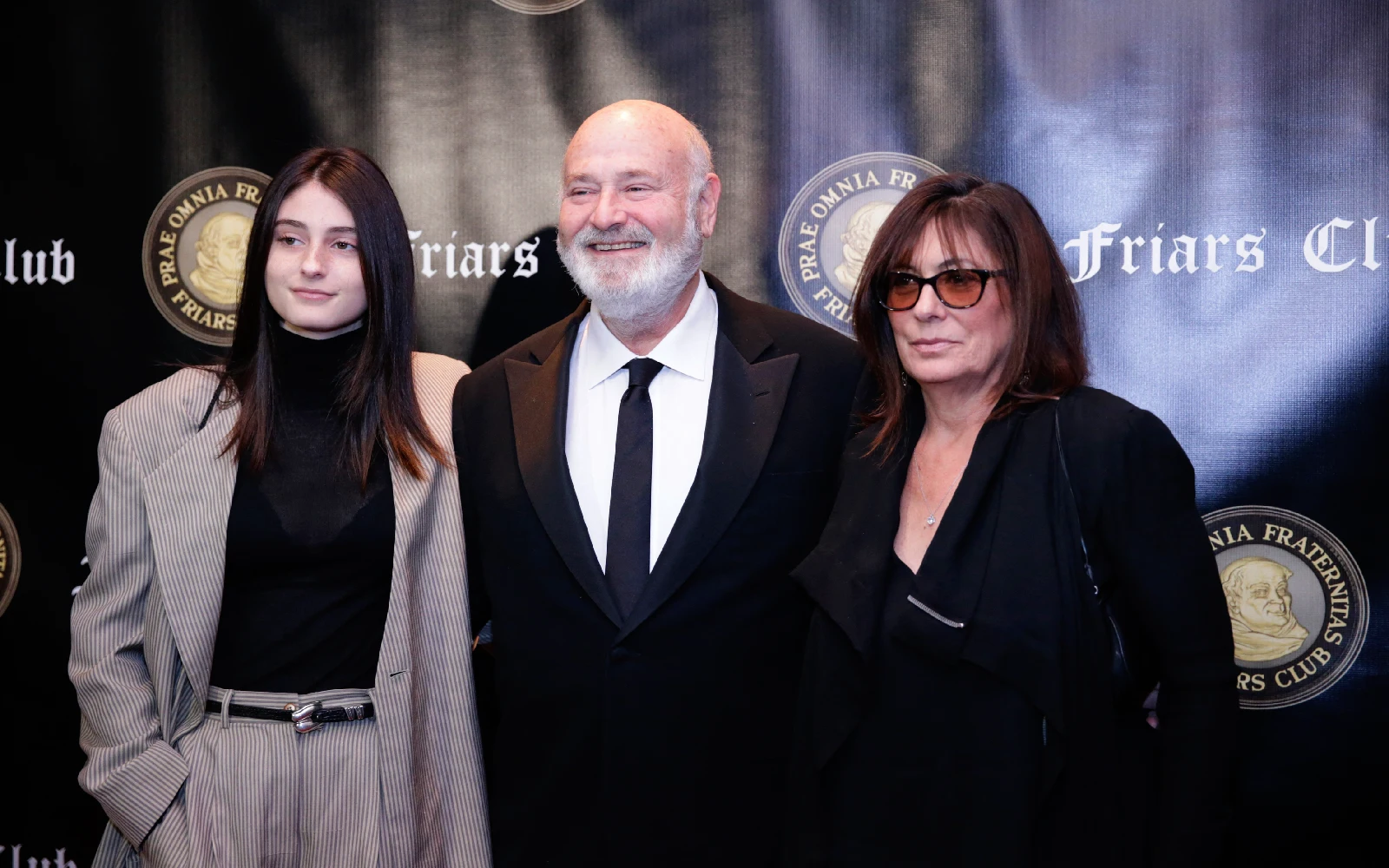 Police probe deaths of filmmaker Rob Reiner and wife as apparent homicide