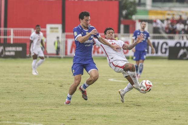 Hasil Persib vs Malut United 2-0: Ini Jalannya Pertandingan