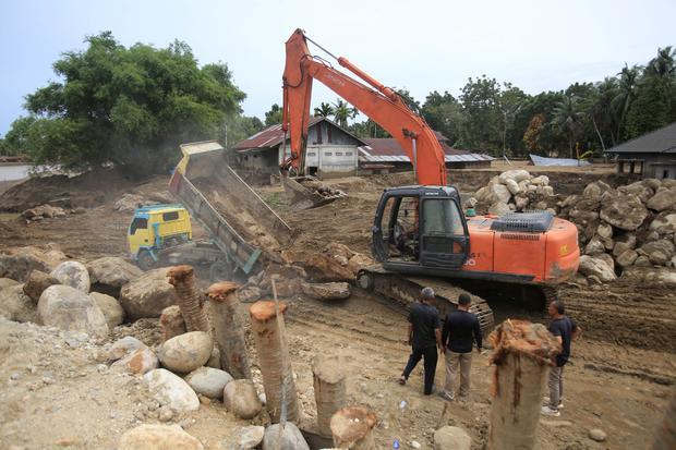 Jembatan Bailey Teupin Mane Selesai, Warga Kembali Beraktivitas Normal