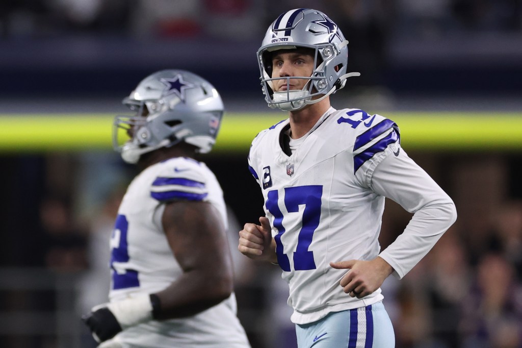 Everything goes wrong for Cowboys in loss as playoff hopes hang on ...