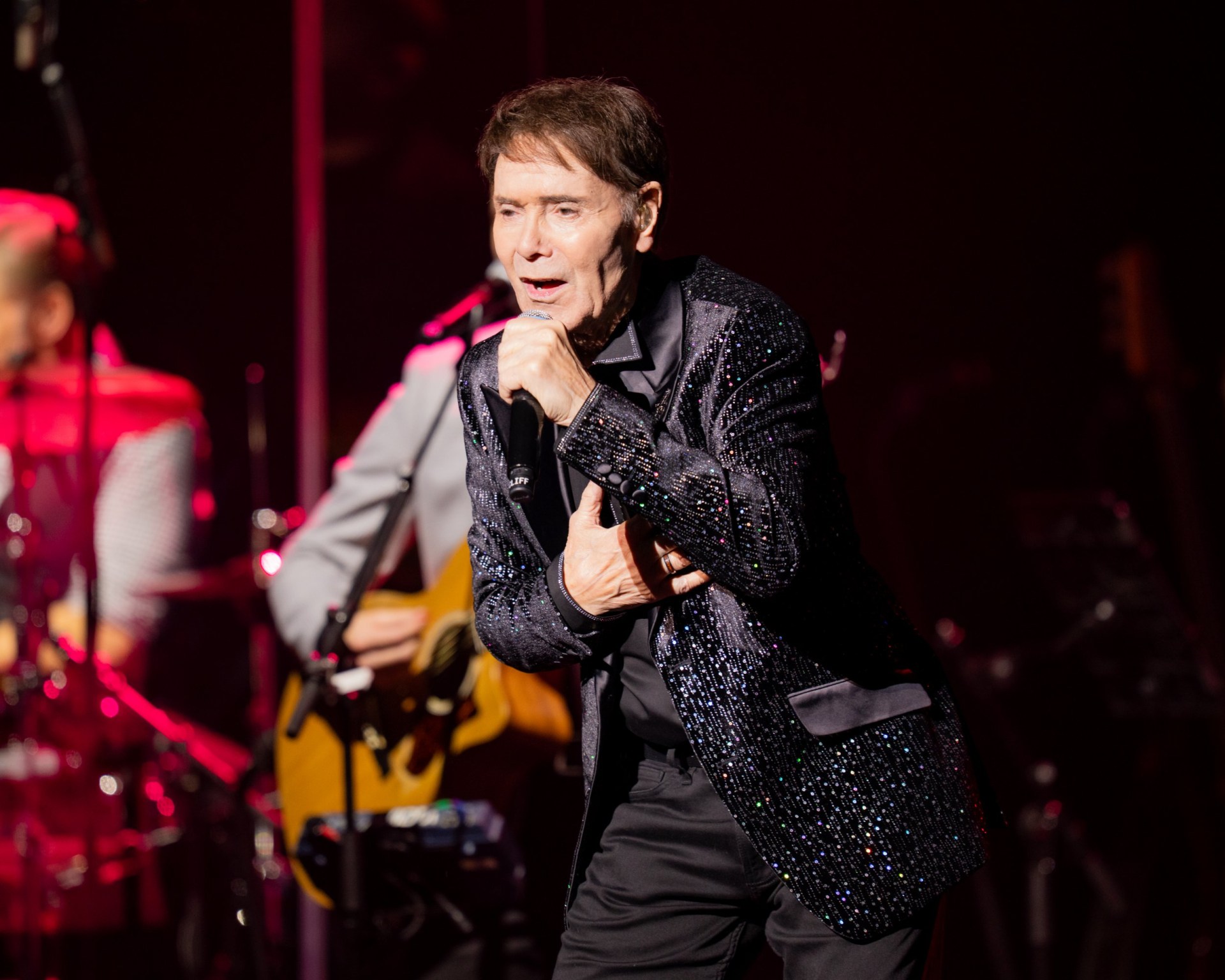 Sir Cliff Richard reveals prostate cancer treatment<br><br>