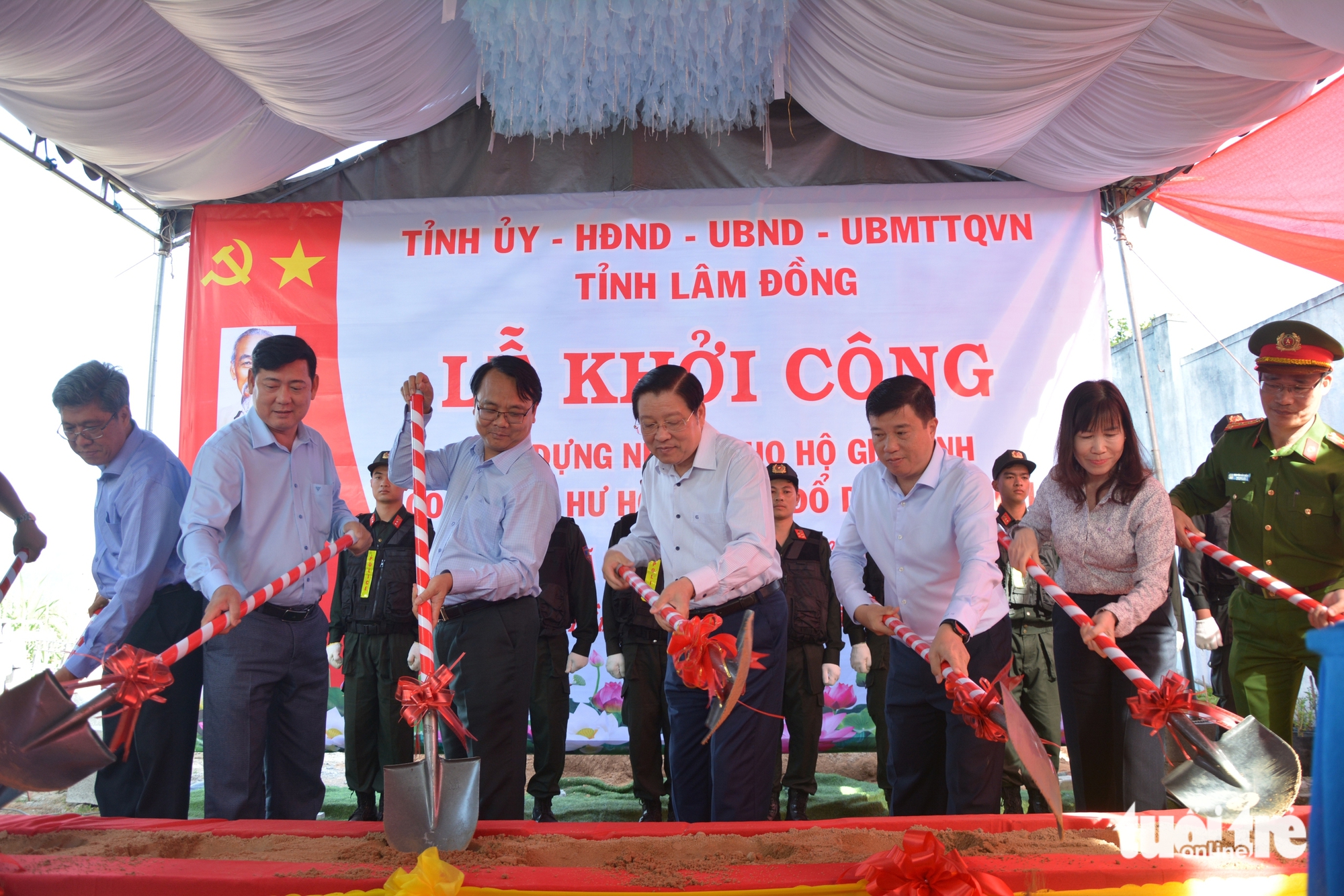 Trưởng Ban Nội chính Trung ương: Trong hoạn nạn, tinh thần tương thân tương ái đã nhân lên mạnh mẽ