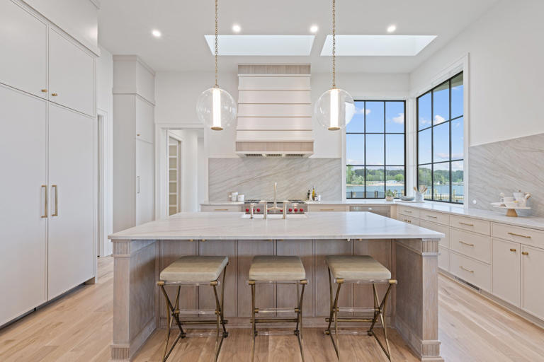 2025 home of the year finalist: Best lakeside design