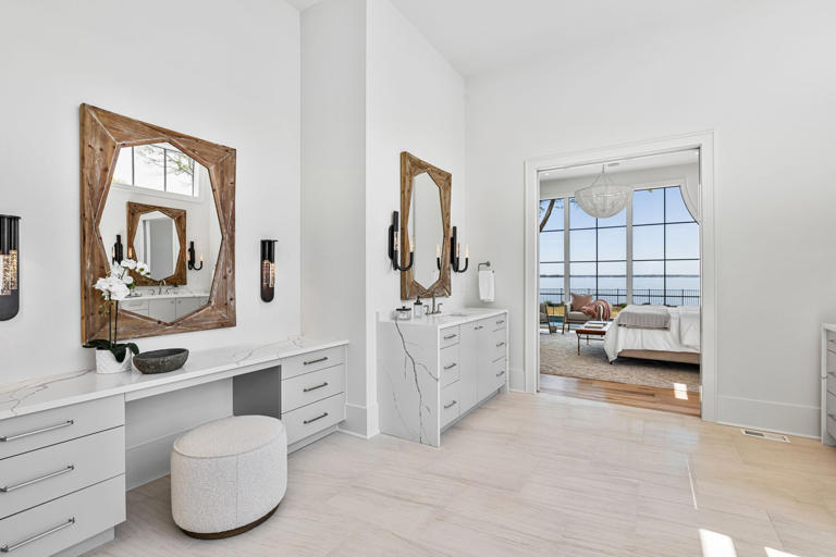 2025 home of the year finalist: Best lakeside design