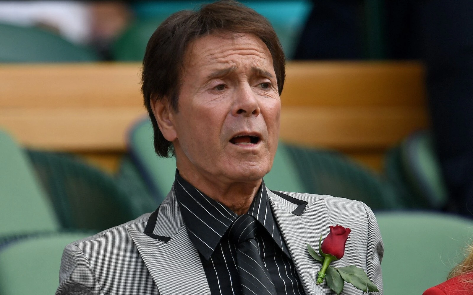 UK’s pop star Cliff Richard reveals prostate cancer treatment