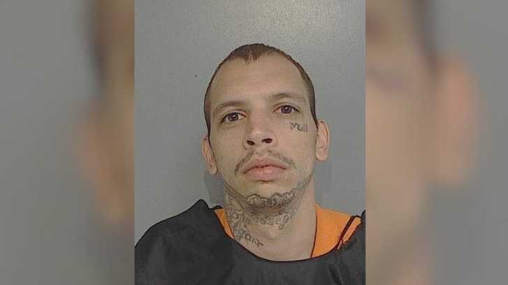 Trial begins for man accused of killing Leesburg store clerk during robbery