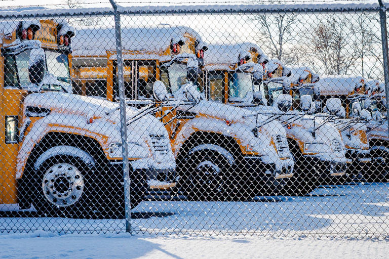 Snow prompts school delays, virtual days and closures in York County