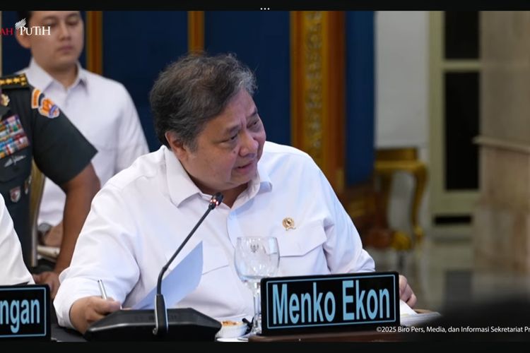 Airlangga Tunjukkan Ekonomi Baik, IHSG Pecahkan Rekor