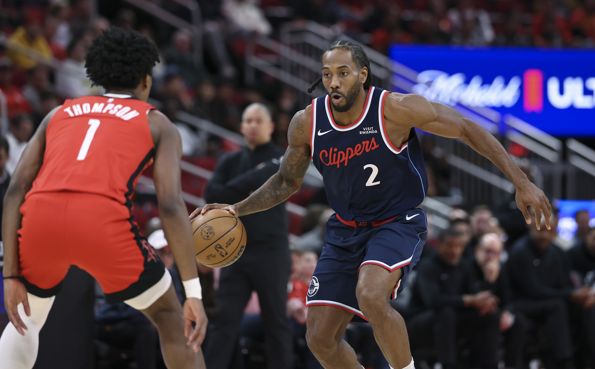 Kawhi Leonard denies role in Chris Paul's Clippers exit