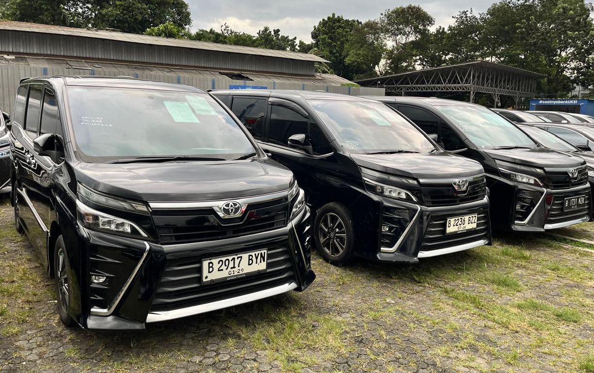 MPV high dan premium bekas kehilangan peminat, harga terjun bebas