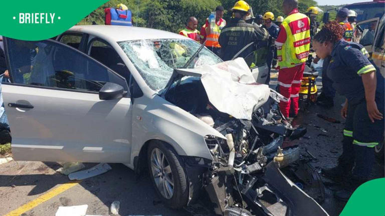 Fatal R33 collision involving taxi leaves two dead, eight injured