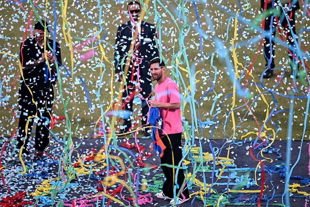 Messi fue homenajeado durante un evento en un estadio de Delhi