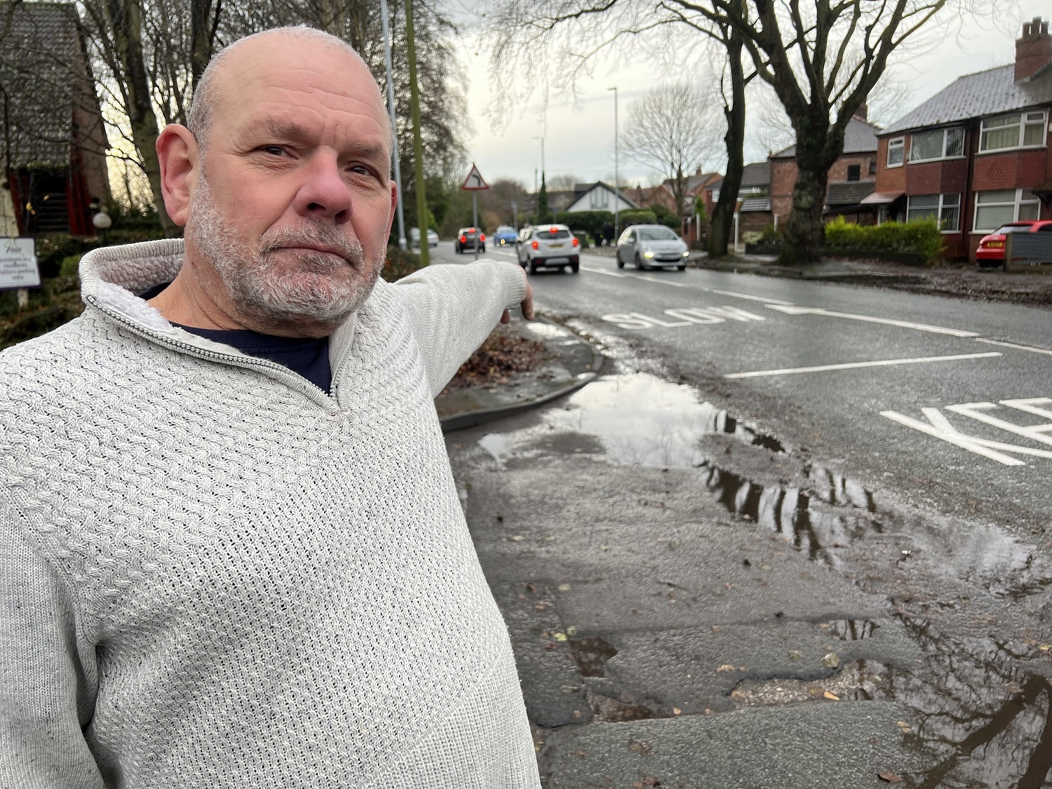 ‘Absolute nightmare’ as burst water main floods Greater Manchester road ...