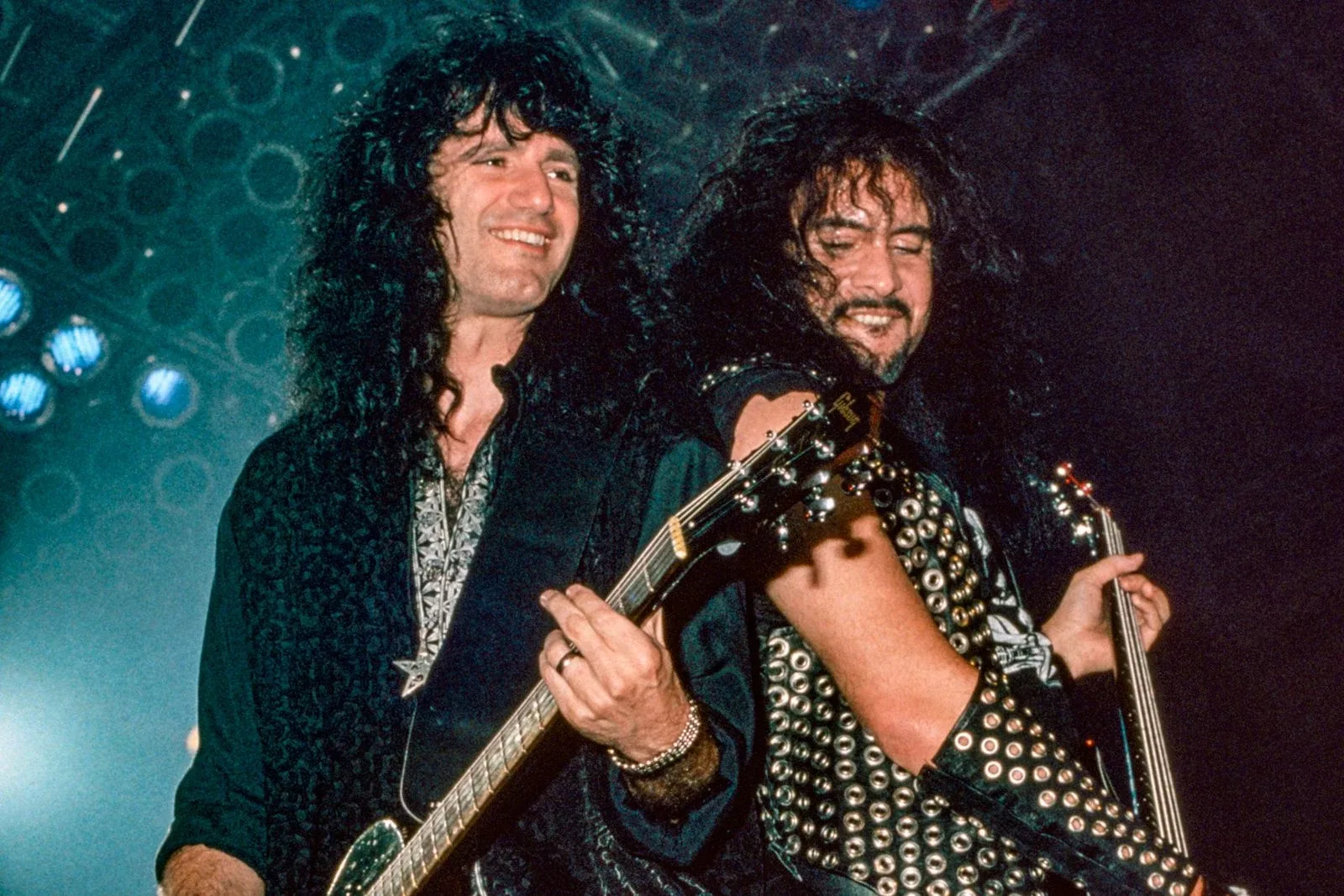 30 years ago: Bruce Kulick plays his last Kiss show<br>