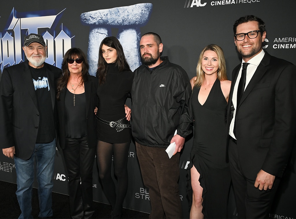 Rob Reiner, Michele Singer & kids had outing before parents