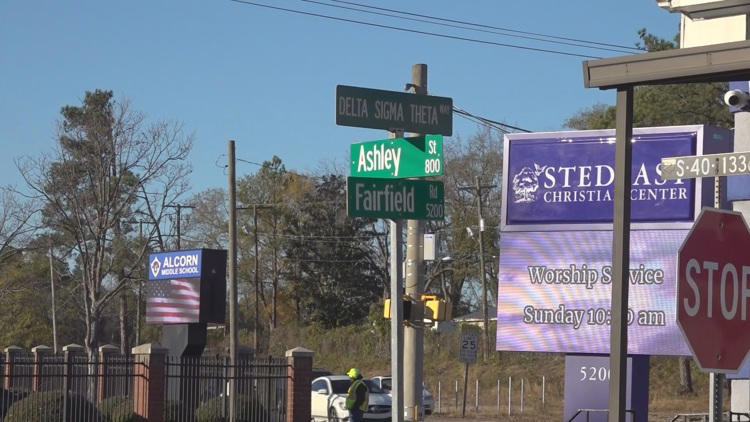 Columbia police arrest woman, charge her with hitting child with car
