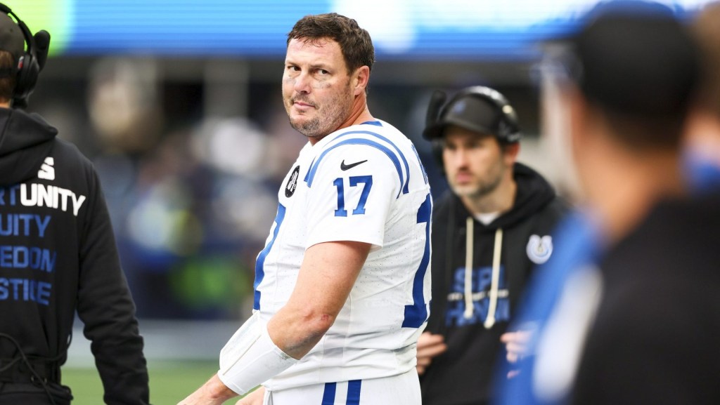 Philip Rivers return means 5 more years of health insurance—for 10 kids