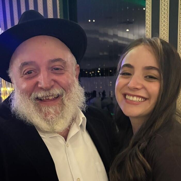 Woman says dad died a hero throwing bricks at Bondi Beach attacker<br><br>