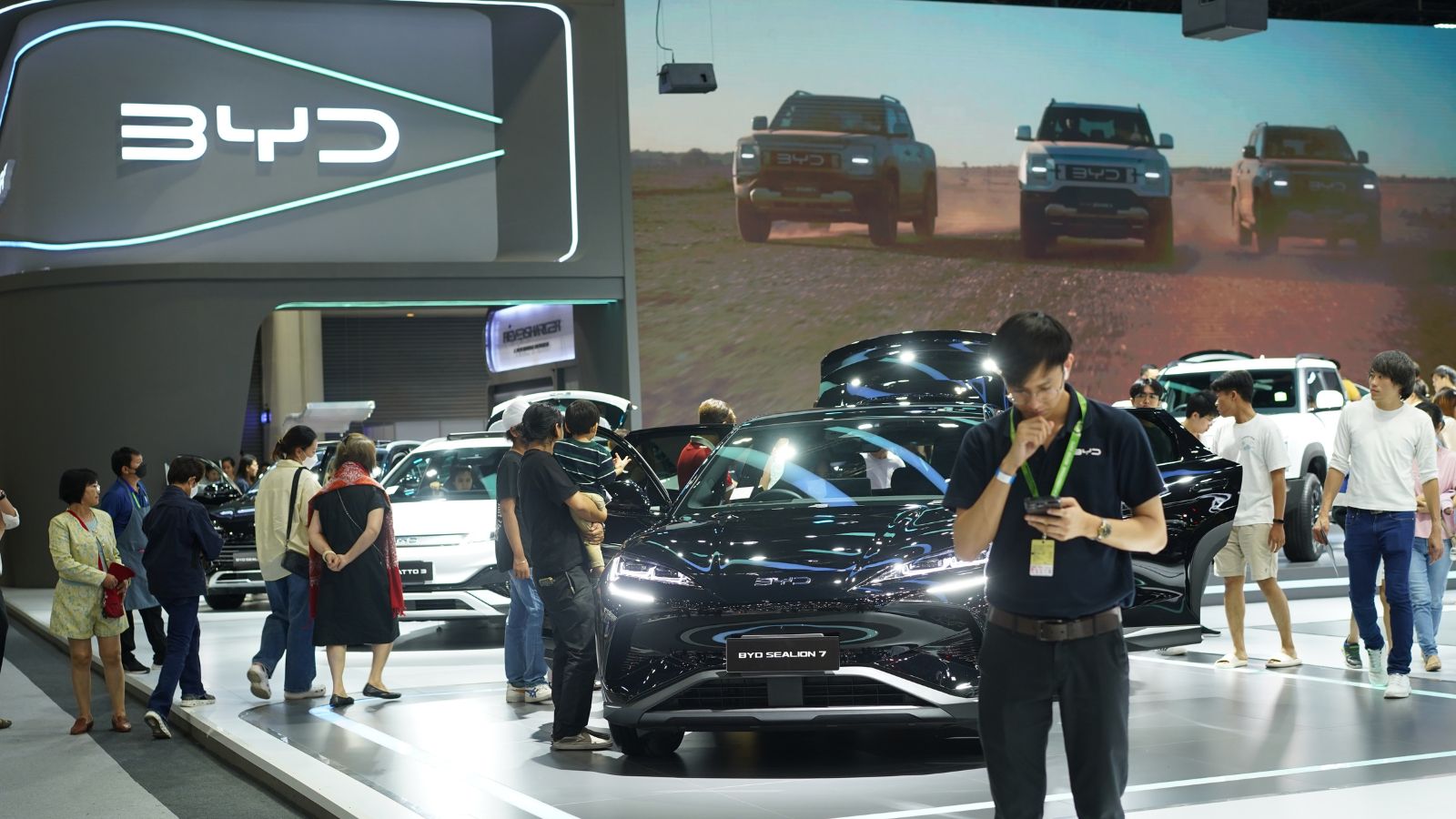 China takes the lead in the global electric vehicle market