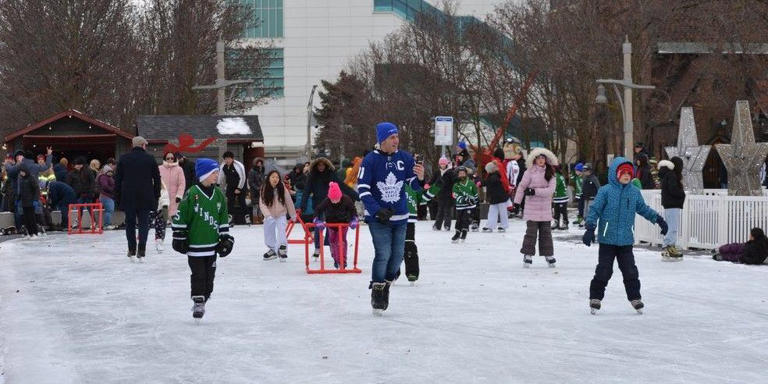 'More than just a sheet of ice' — Windsor opens City Hall Square ...