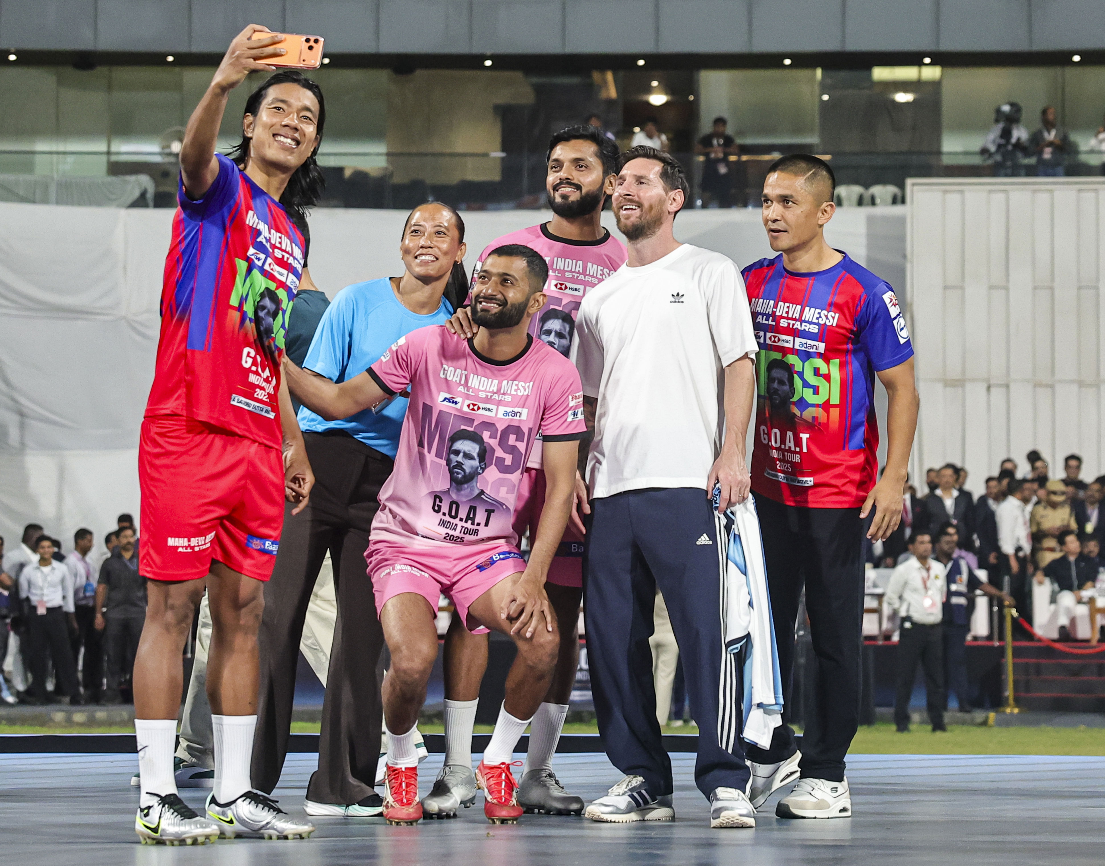 Meeting Messi a dream and a duty, his art my antidote when I'm sad: Chhetri