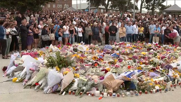 Sydney mourns victims of Jewish festival massacre as Australia rocked ...