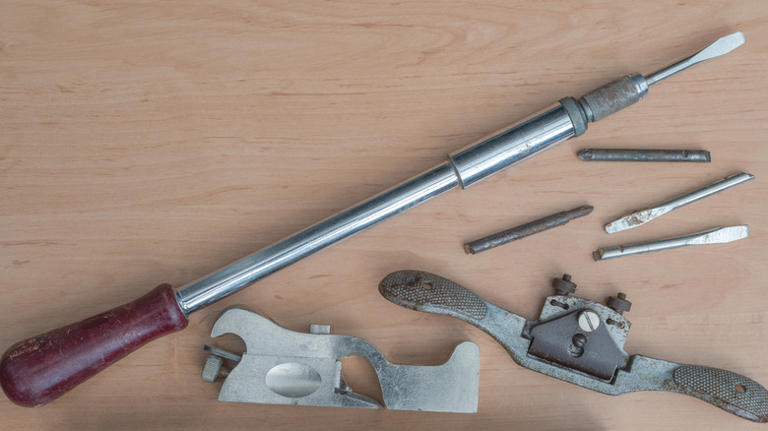 15 old school tools that went obsolete