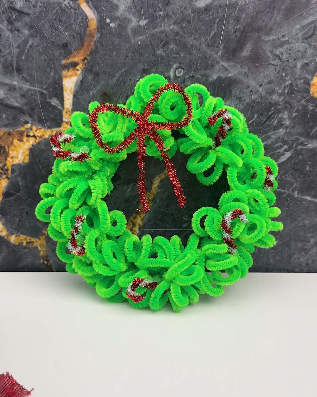 Easy Christmas crafts anyone can make 🎄