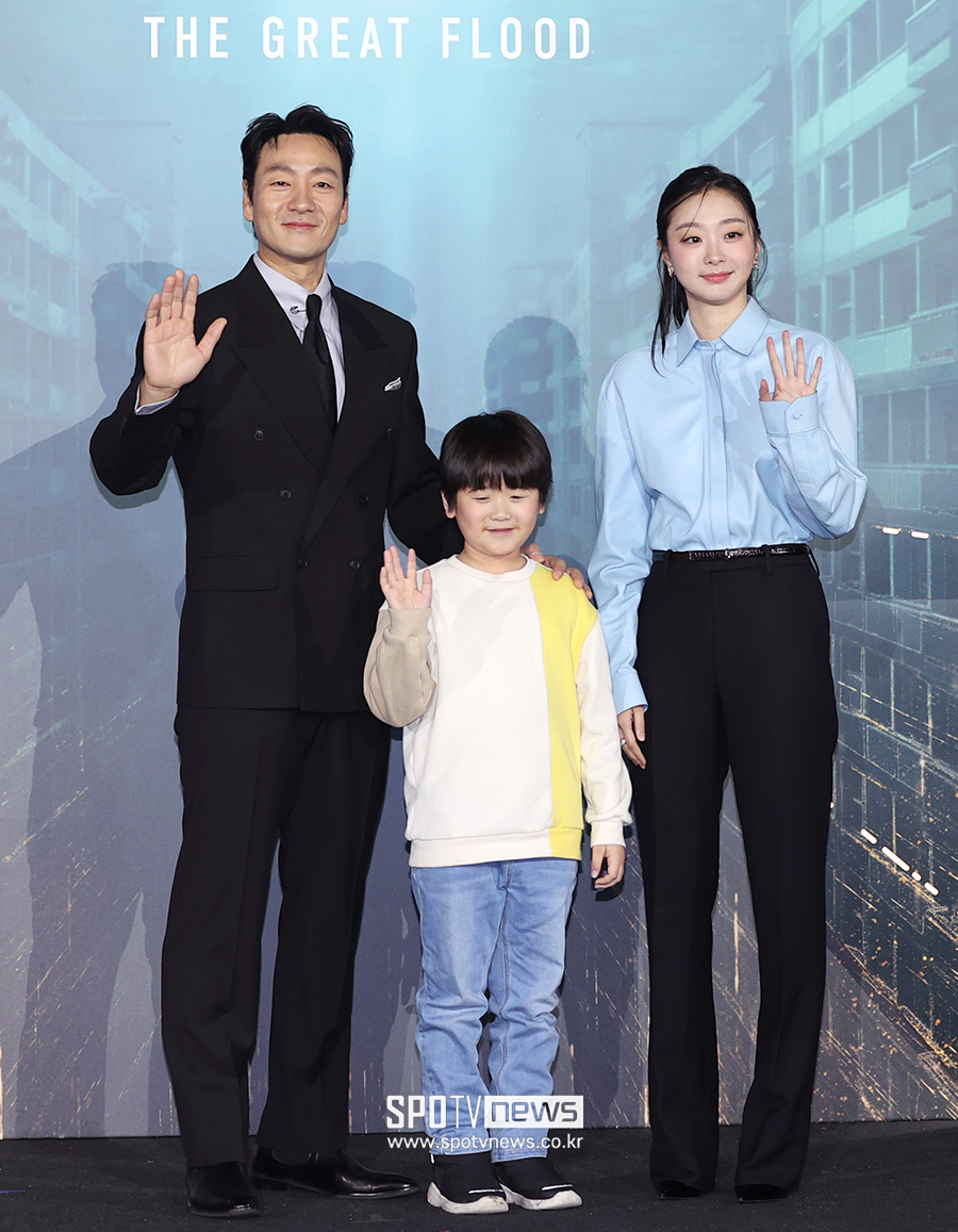 [포토S] 박해수-김다미-권은성, '가족사진 느낌'