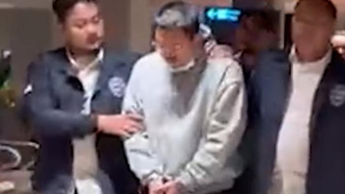 Nasib Tragis YouTuber Resbob Usai Hina Suku Sunda: Dipecat, Di-DO, dan Ditahan di Sel Khusus