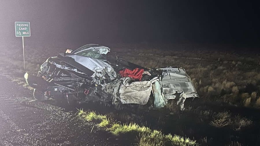 Truck driver killed, 18 injured in Utah school bus crash<br>