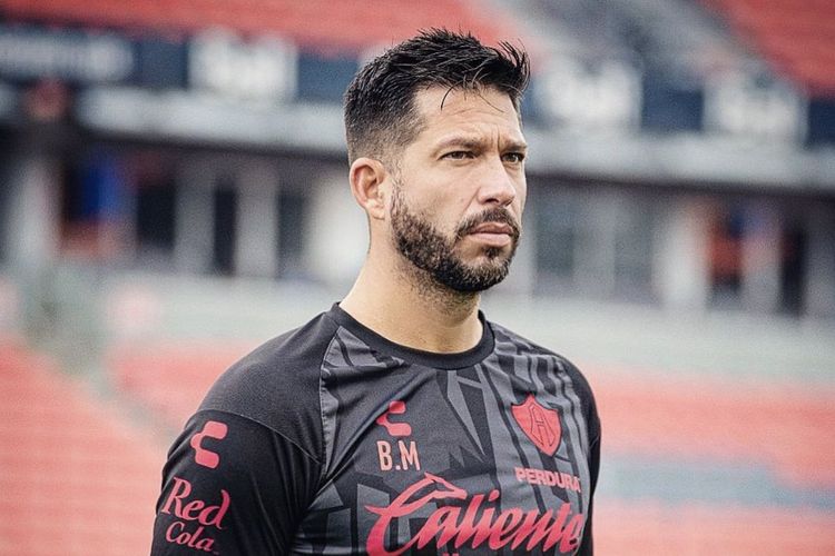 Update Terbaru: Incaran Persib Bandung Dekat ke Gelora Bung Tomo!