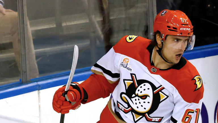 Ducks’ Cutter Gauthier considered day-to-day with upper-body injury