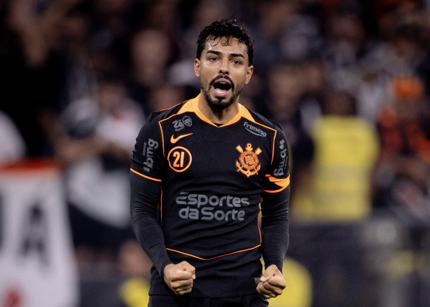Matheus Bidu sobe no ranking de artilharia do Corinthians e empata com ...