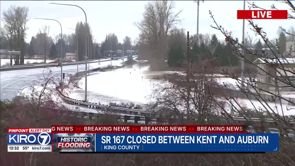 Video: Green River levee fails, flooding SR 167 between Kent and Auburn — what you need to know<br><br>
