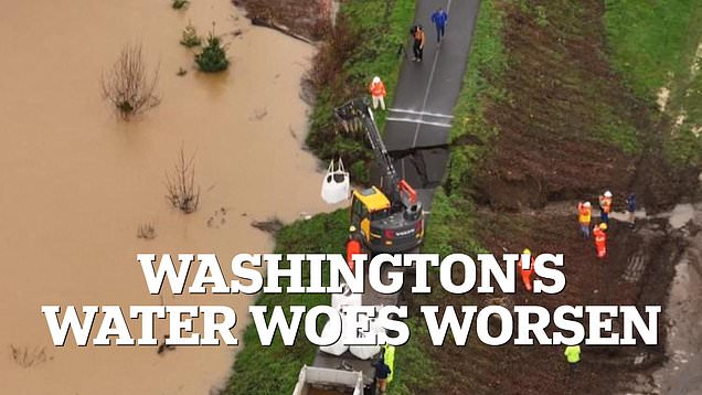 Levee break in flood-hit Washington state worsens water woes