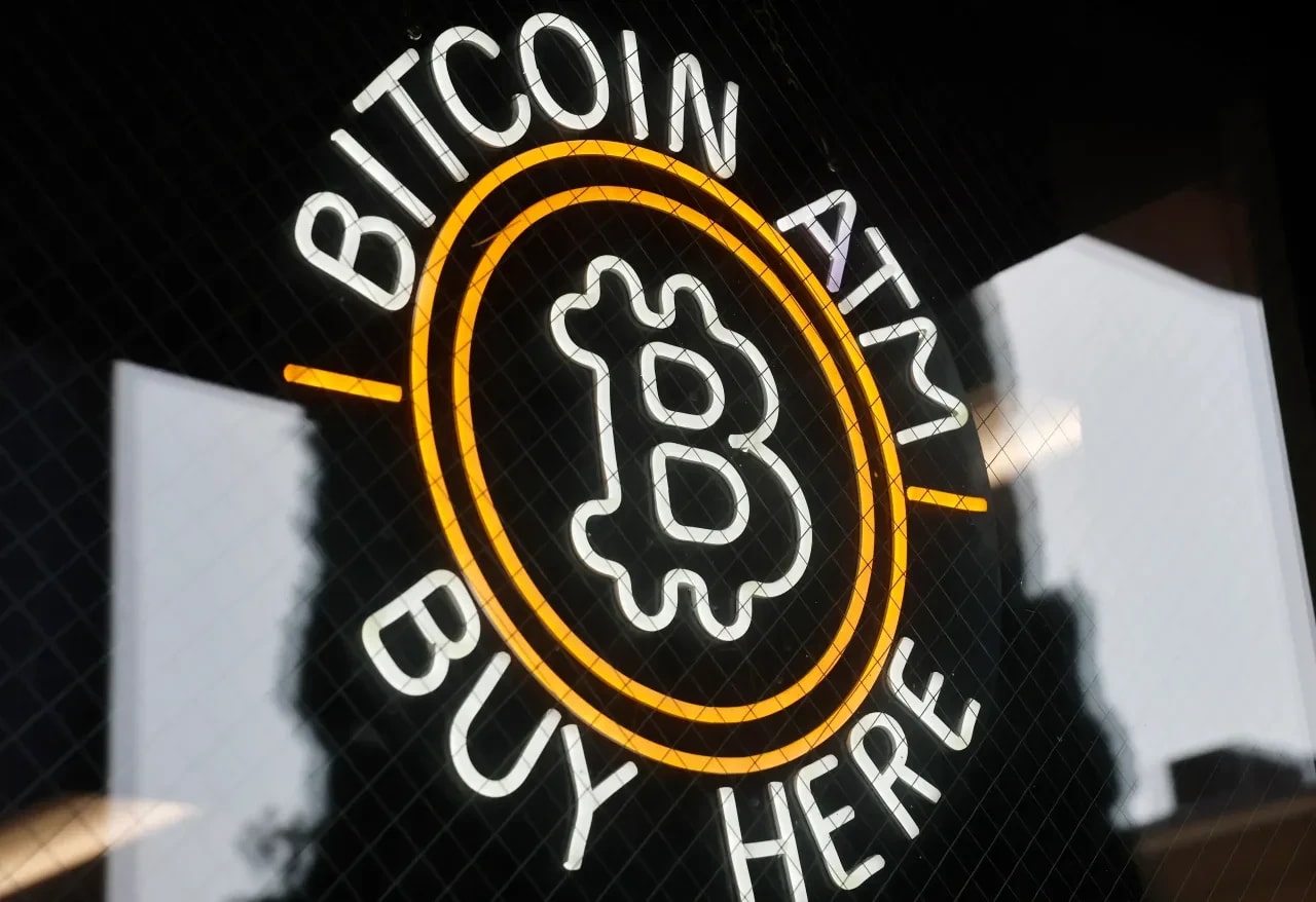 Bitcoin retail traders split on timing of next all-time high while ...