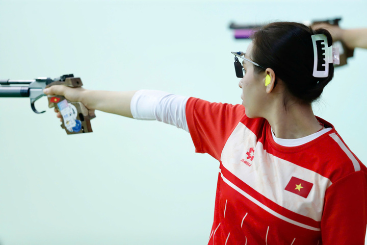 Cập nhật SEA Games 33 hôm nay 16/12: Đoàn Việt Nam bám đuổi Indonesia, Thái Lan