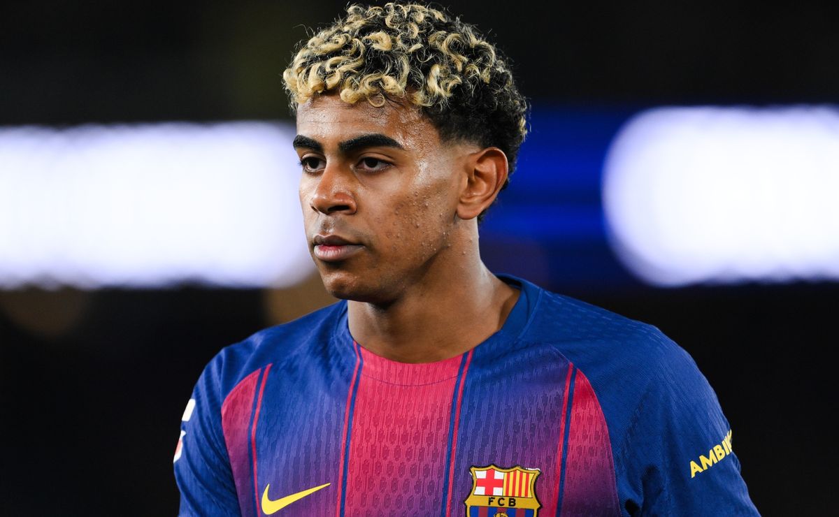 Lamine Yamal could be impacted by major Barcelona managerial shake-up amid reported billionaire offer<br><br>