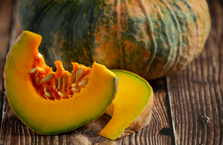 Jangan Buang Biji Labu! Ini Manfaat dan Nutrisi yang Bisa Jadi Camilan Sehat