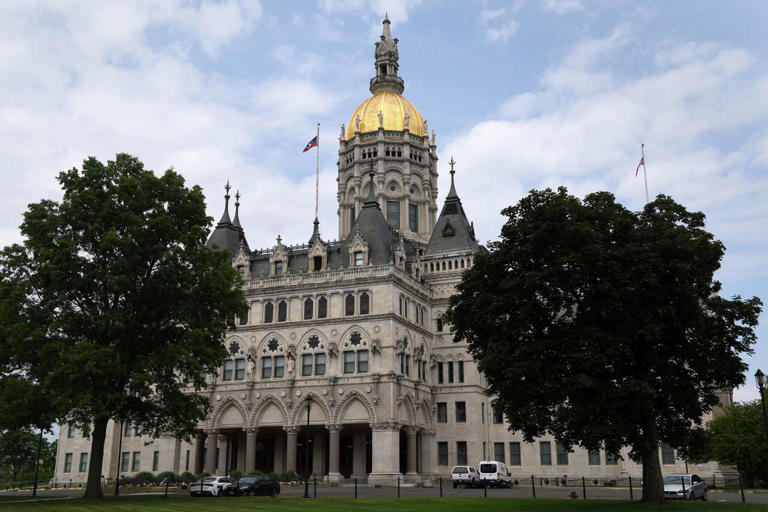 CT pays out a record $120.9M in unclaimed property but struggles to ...