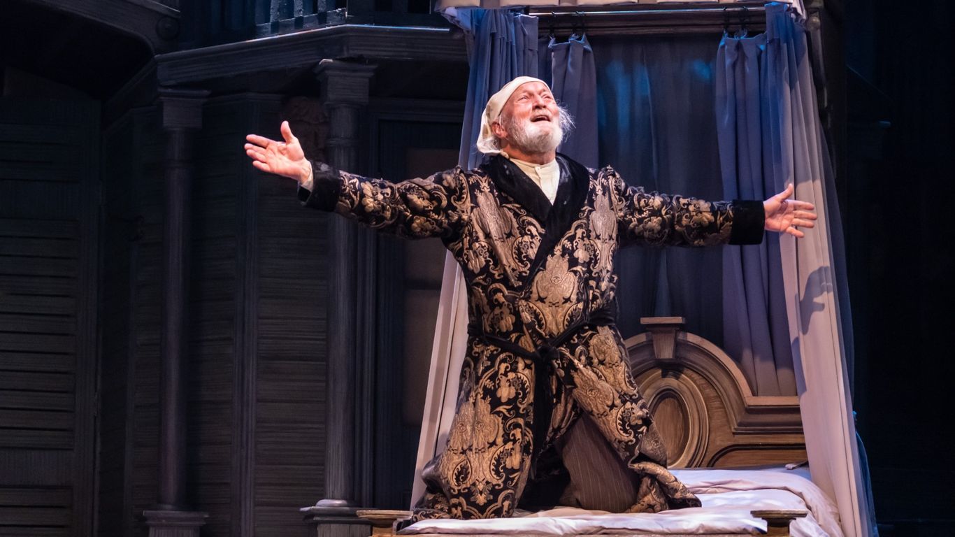 Gary Neal Johnson takes final bow as KCRep's Scrooge