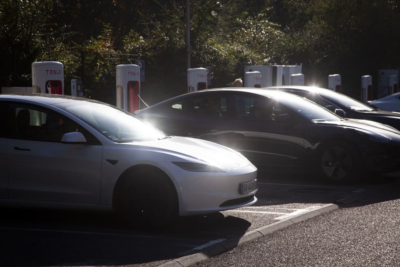 Tesla Stock Is Close to a Record. This Has Investors Excited.