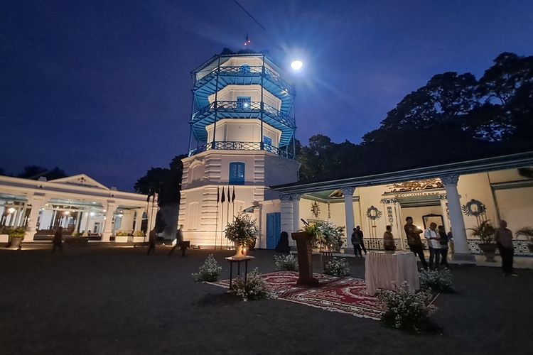 Fadli Zon Resmikan Panggung Songgo Buono, Warisan Budaya Keraton Surakarta