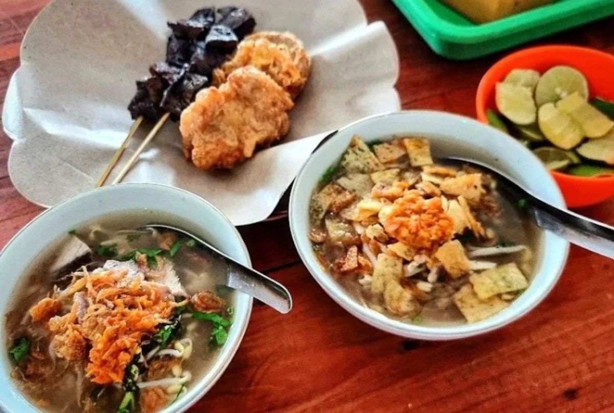 Soto Surabaya: 4 Tempat Paling Disukai