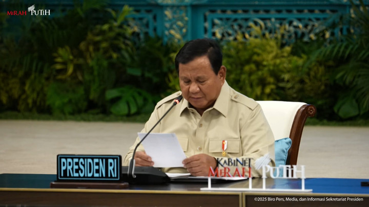 Berbagai arahan Prabowo kepada kepala daerah di Papua