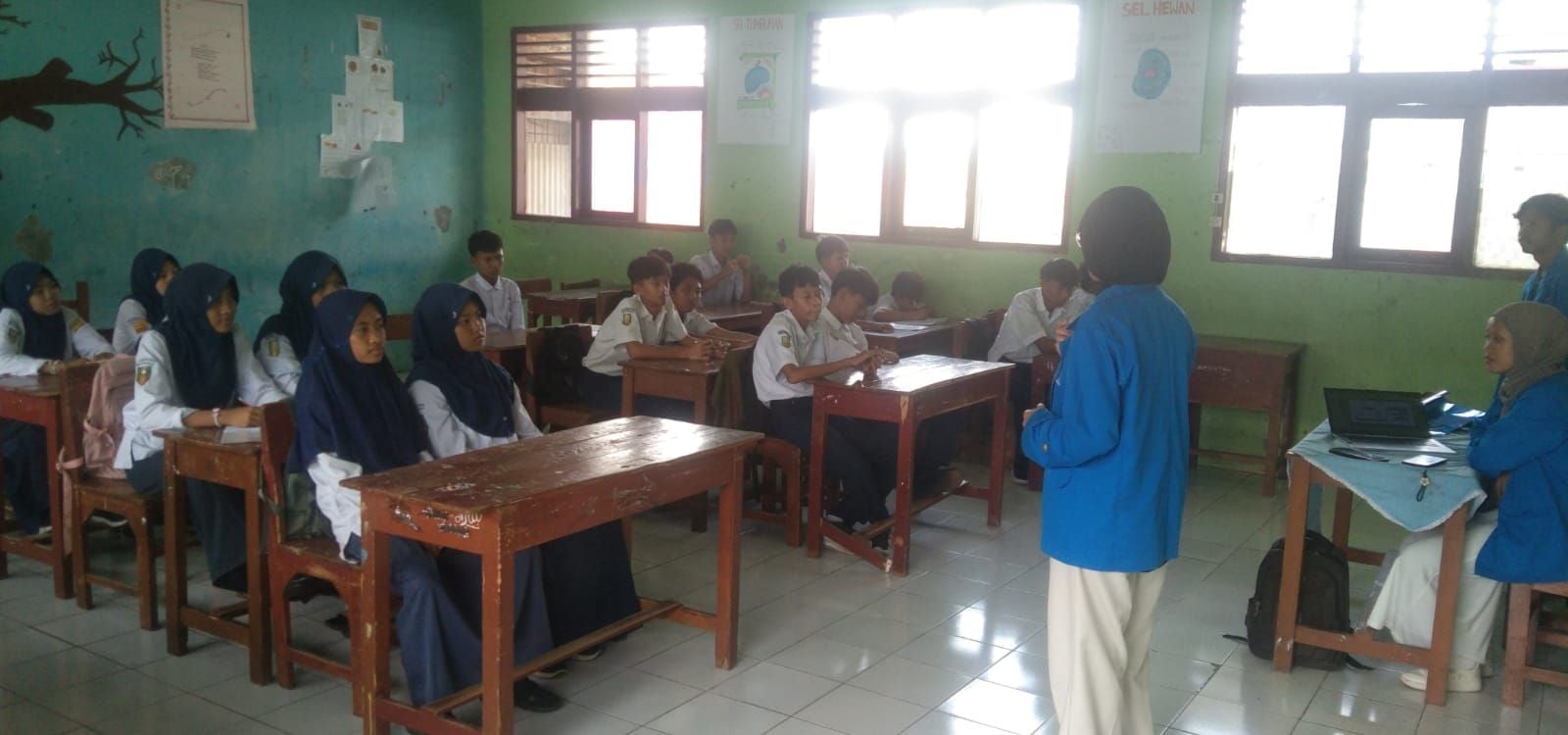 Mahasiswa UBSI Tasikmalaya Laksanakan Pengabdian Masyarakat di SMP Muhammadiyah