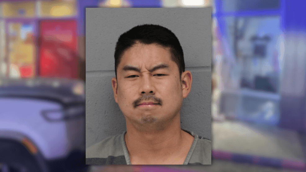 Man arrested for DWI after allegedly crashing car into East Austin ...