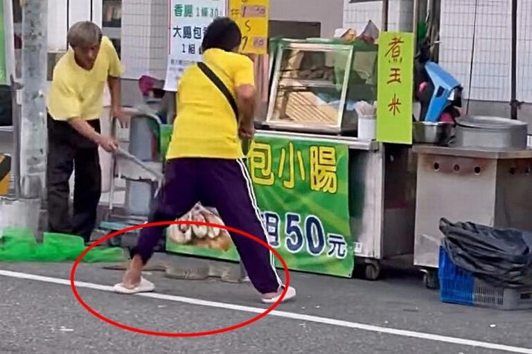 Man collapses in street after being bitten by pet snake which ...